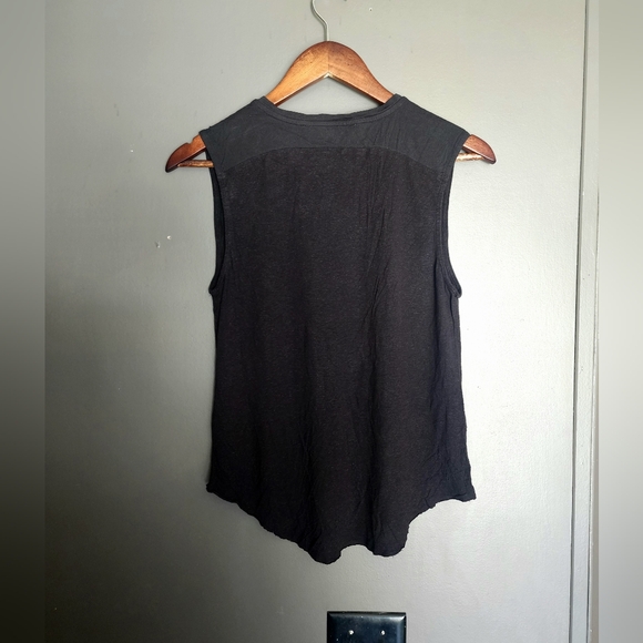 All saints sleevless black top. Size small great everyday elevated basic - Picture 4 of 9